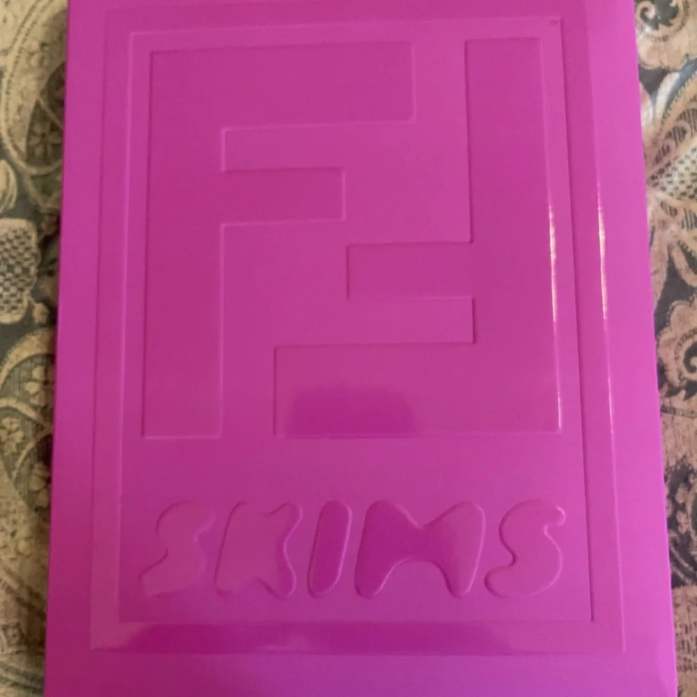 Skims fendi mid support tights Colorado M - Picture 2 of 3